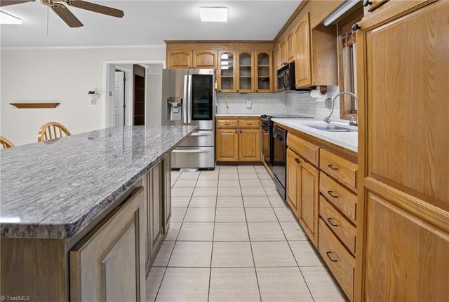 884 Northwind Drive, Winston-salem, NC 27127