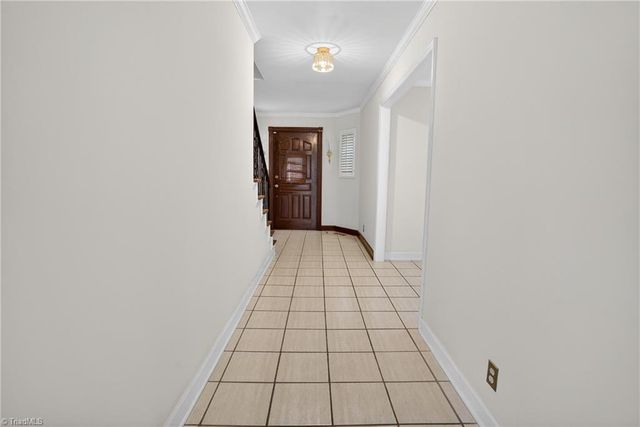 884 Northwind Drive, Winston-salem, NC 27127