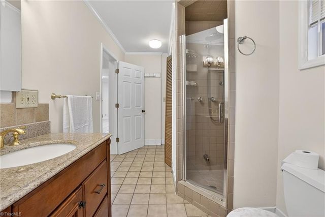 884 Northwind Drive, Winston-salem, NC 27127