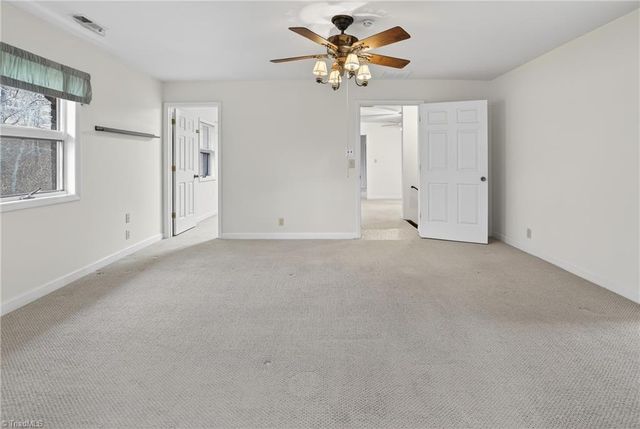 884 Northwind Drive, Winston-salem, NC 27127