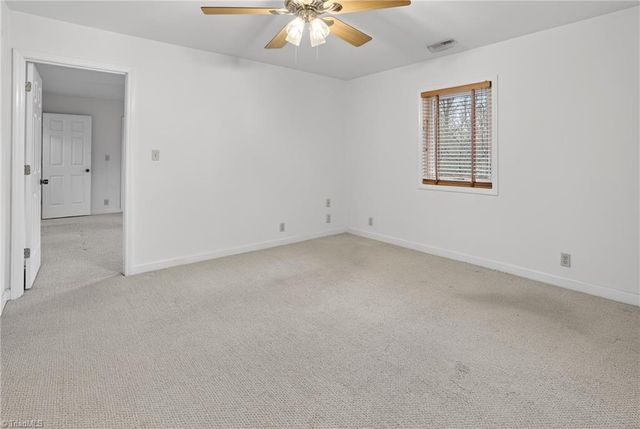 884 Northwind Drive, Winston-salem, NC 27127