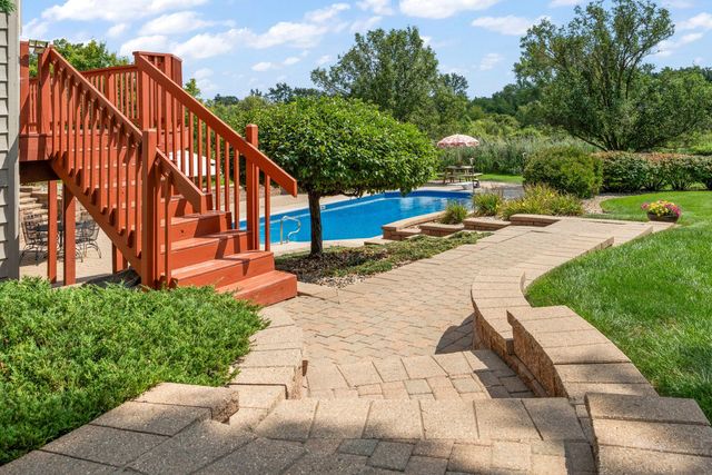 14755 98th Avenue, Dyer, IN 46311