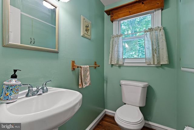 130 HEDGEWICK DR, Newark, DE 19702
