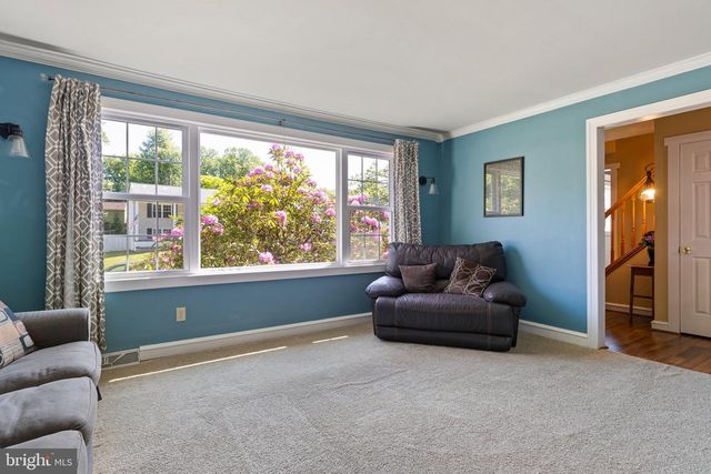 130 HEDGEWICK DR, Newark, DE 19702