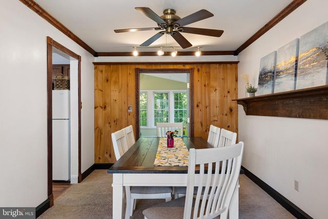 130 HEDGEWICK DR, Newark, DE 19702