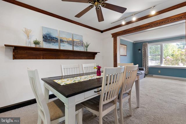 130 HEDGEWICK DR, Newark, DE 19702