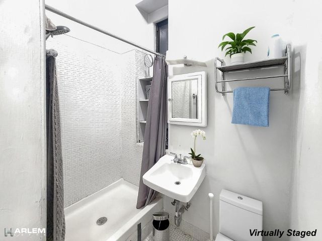 342 W 56th St Apt 1E, New York City, NY 10019