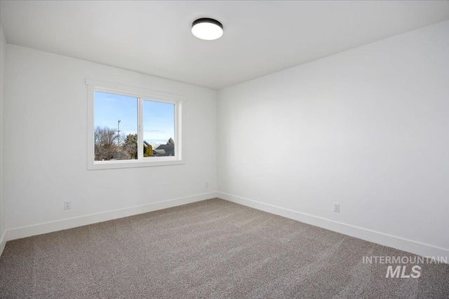 2172 Rusty Ct, Twin Falls, ID 83301