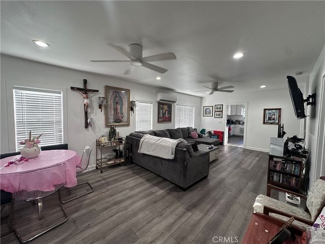 4471 Tuttle, Commerce, CA 90040