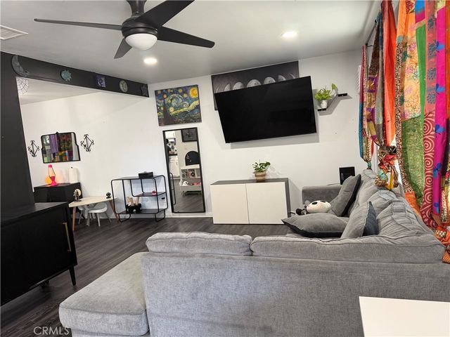 4471 Tuttle, Commerce, CA 90040