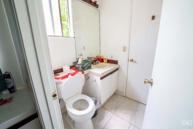 6601 Eucalyptus Dr 34, Bakersfield, CA 93306