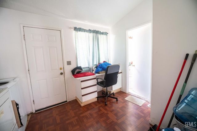 6601 Eucalyptus Dr 34, Bakersfield, CA 93306