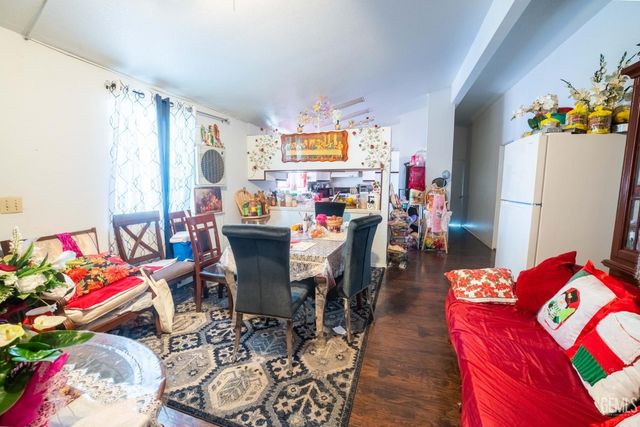 6601 Eucalyptus Dr 34, Bakersfield, CA 93306