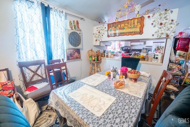 6601 Eucalyptus Dr 34, Bakersfield, CA 93306