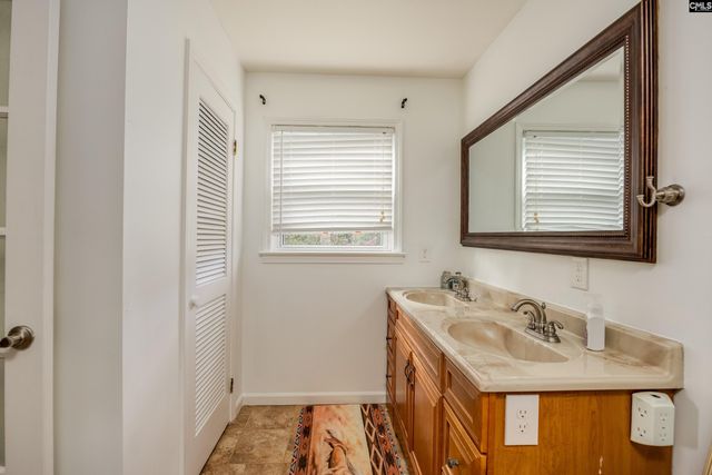 5 Briarcliffe Court W, Elgin, SC 29045