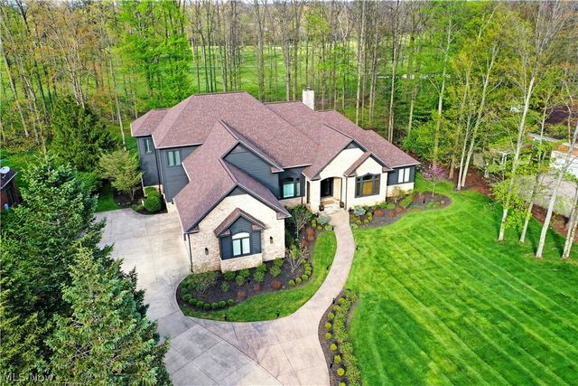 460 Club Drive, Aurora, OH 44202