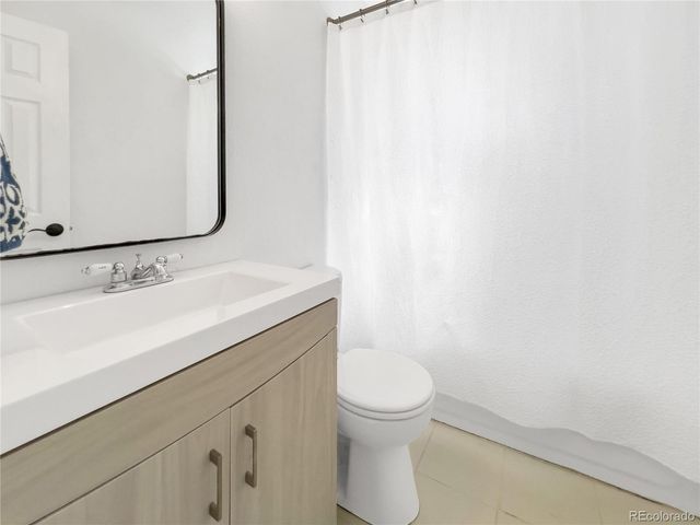 828 Mariposa Street, Denver, CO 80204