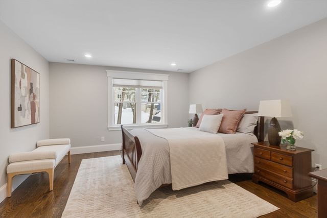 72 Thesda St, Arlington, MA 02474