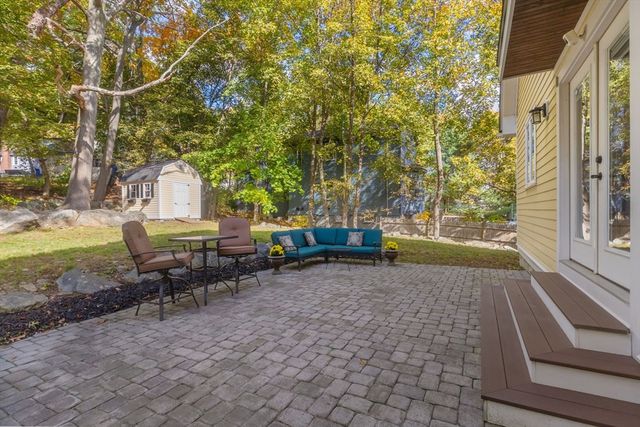 72 Thesda St, Arlington, MA 02474