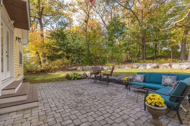 72 Thesda St, Arlington, MA 02474