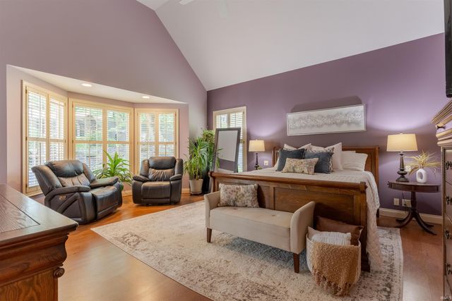 4001 Wood Castle Road, Evansville, IN 47711