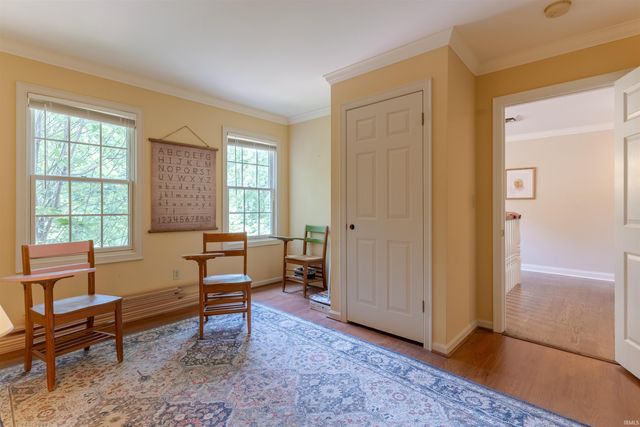 4001 Wood Castle Road, Evansville, IN 47711