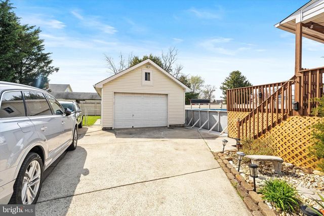 718 WOOD ST, Burlington, NJ 08016