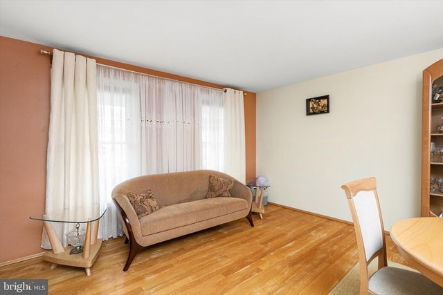 718 WOOD ST, Burlington, NJ 08016