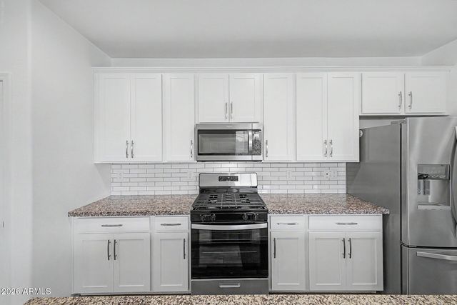 17334 W WANDERING CREEK Road, Goodyear, AZ 85338