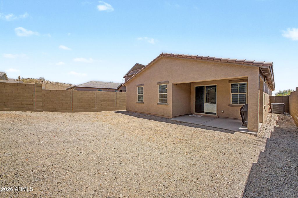 17334 W WANDERING CREEK Road, Goodyear, AZ 85338 — photo 4