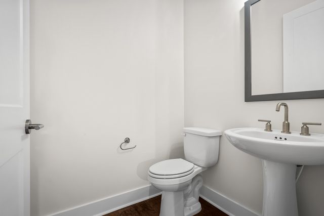 2056 Conductor Ln, Thompsons Station, TN 37179