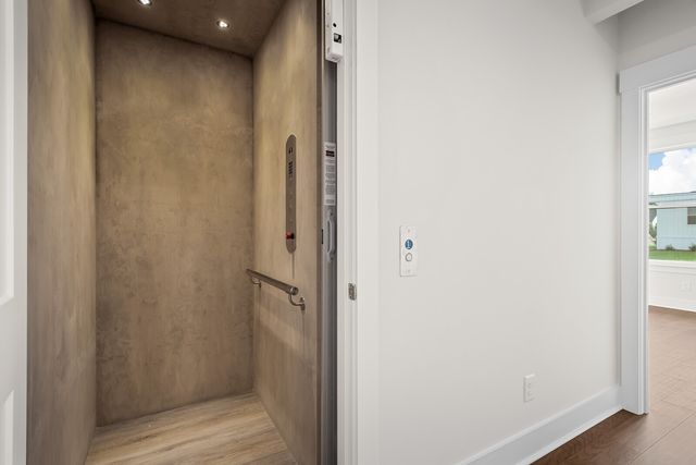 2056 Conductor Ln, Thompsons Station, TN 37179