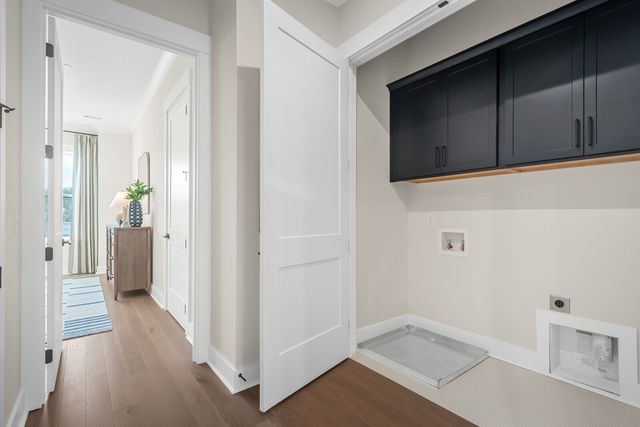 2056 Conductor Ln, Thompsons Station, TN 37179