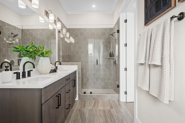 2056 Conductor Ln, Thompsons Station, TN 37179