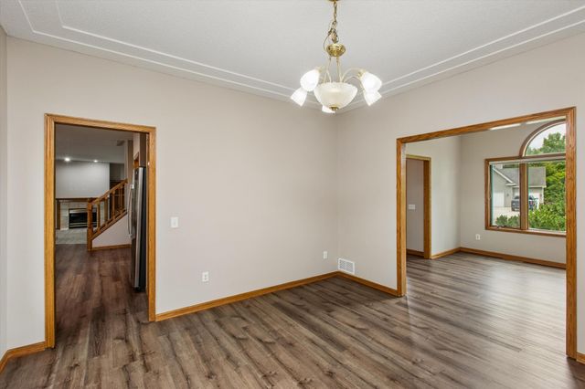 17123 Jonathan Court, Lakeville, MN 55044