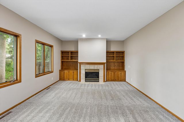 17123 Jonathan Court, Lakeville, MN 55044