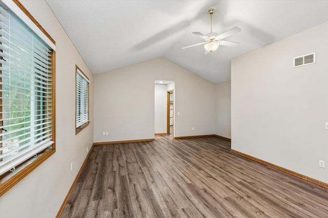 17123 Jonathan Court, Lakeville, MN 55044