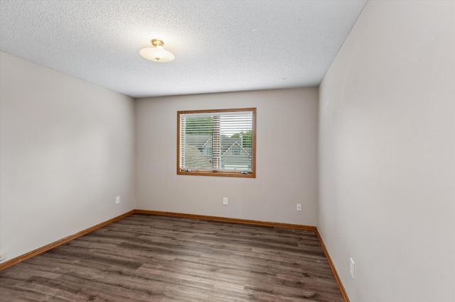 17123 Jonathan Court, Lakeville, MN 55044