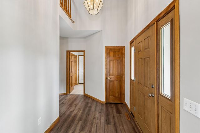 17123 Jonathan Court, Lakeville, MN 55044