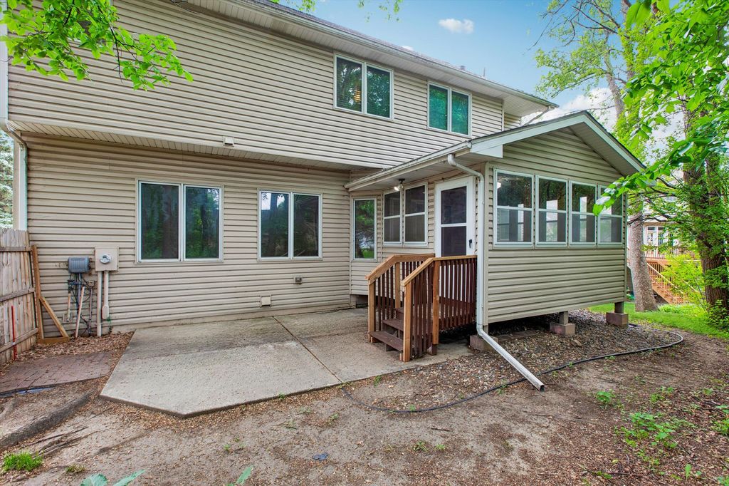 17123 Jonathan Court, Lakeville, MN 55044 — photo 5