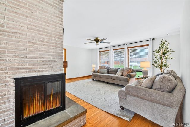 5315 Greenhurst Road, Clarence, NY 14221