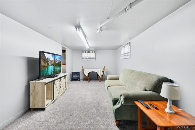 5315 Greenhurst Road, Clarence, NY 14221