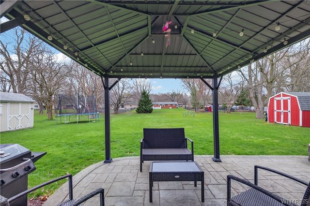 5315 Greenhurst Road, Clarence, NY 14221