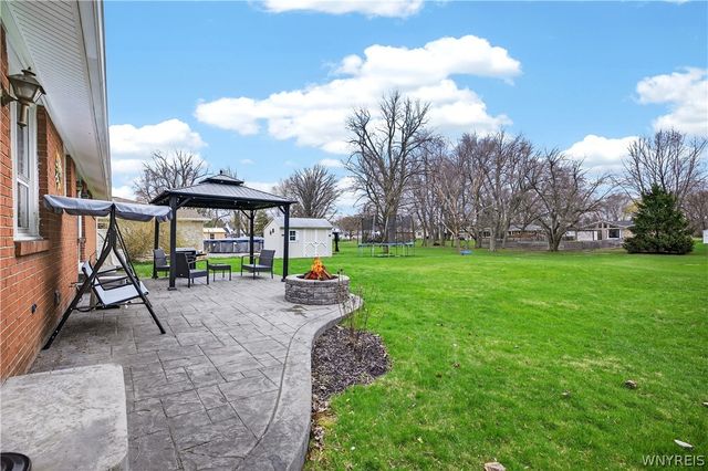 5315 Greenhurst Road, Clarence, NY 14221