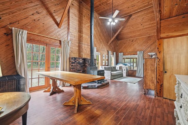 7953 Crawford Road, Laurel Hill, FL 32567