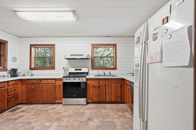 7953 Crawford Road, Laurel Hill, FL 32567