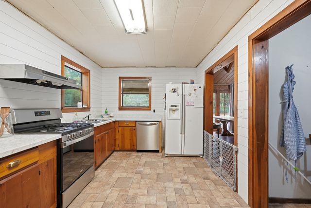 7953 Crawford Road, Laurel Hill, FL 32567