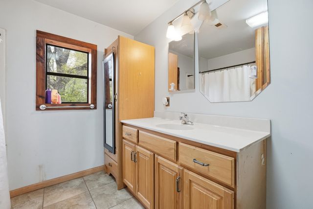 7953 Crawford Road, Laurel Hill, FL 32567