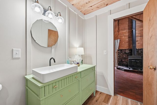 7953 Crawford Road, Laurel Hill, FL 32567