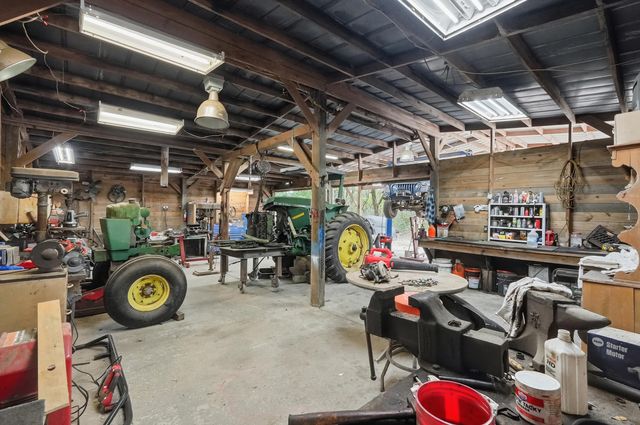 7953 Crawford Road, Laurel Hill, FL 32567